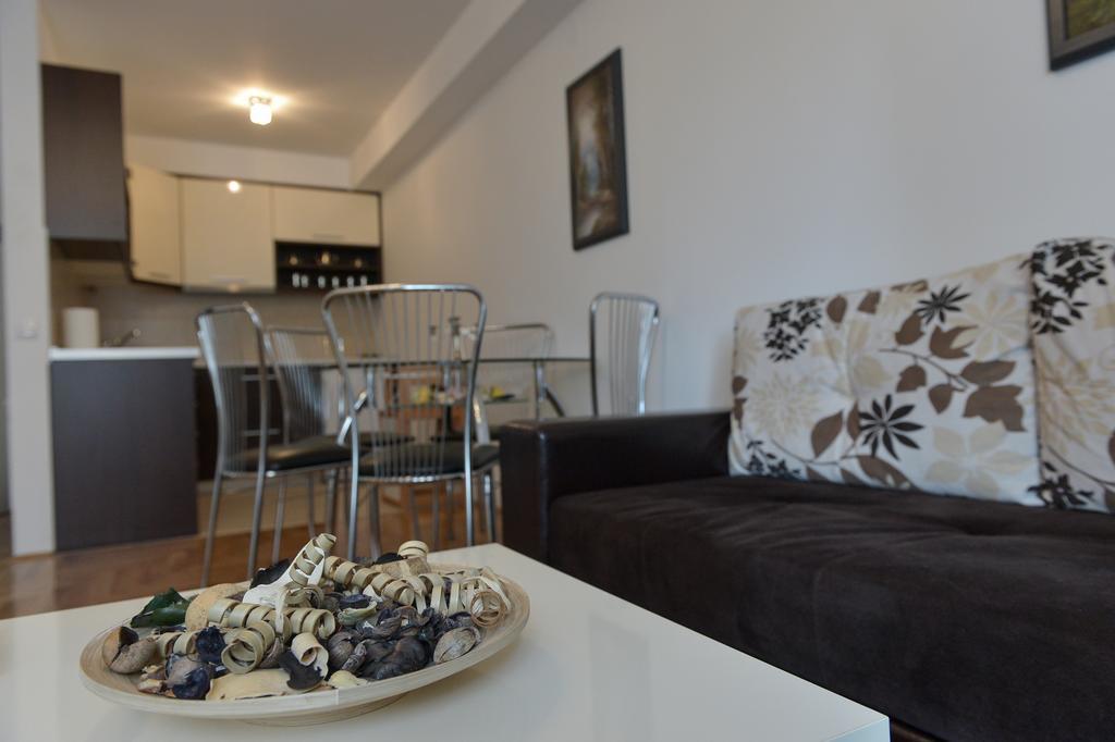 Park Srce Apartments アランジェロヴァツ 部屋 写真