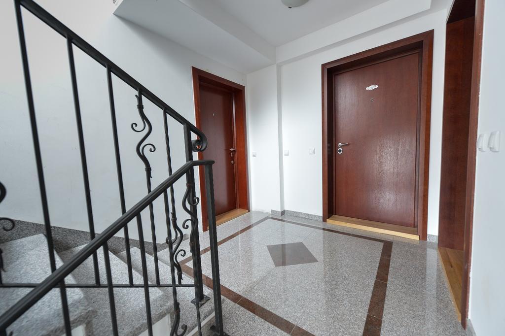 Park Srce Apartments アランジェロヴァツ エクステリア 写真